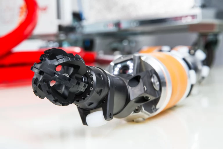 Kanalfräsroboter 1 Kanalfräsroboter CL80
