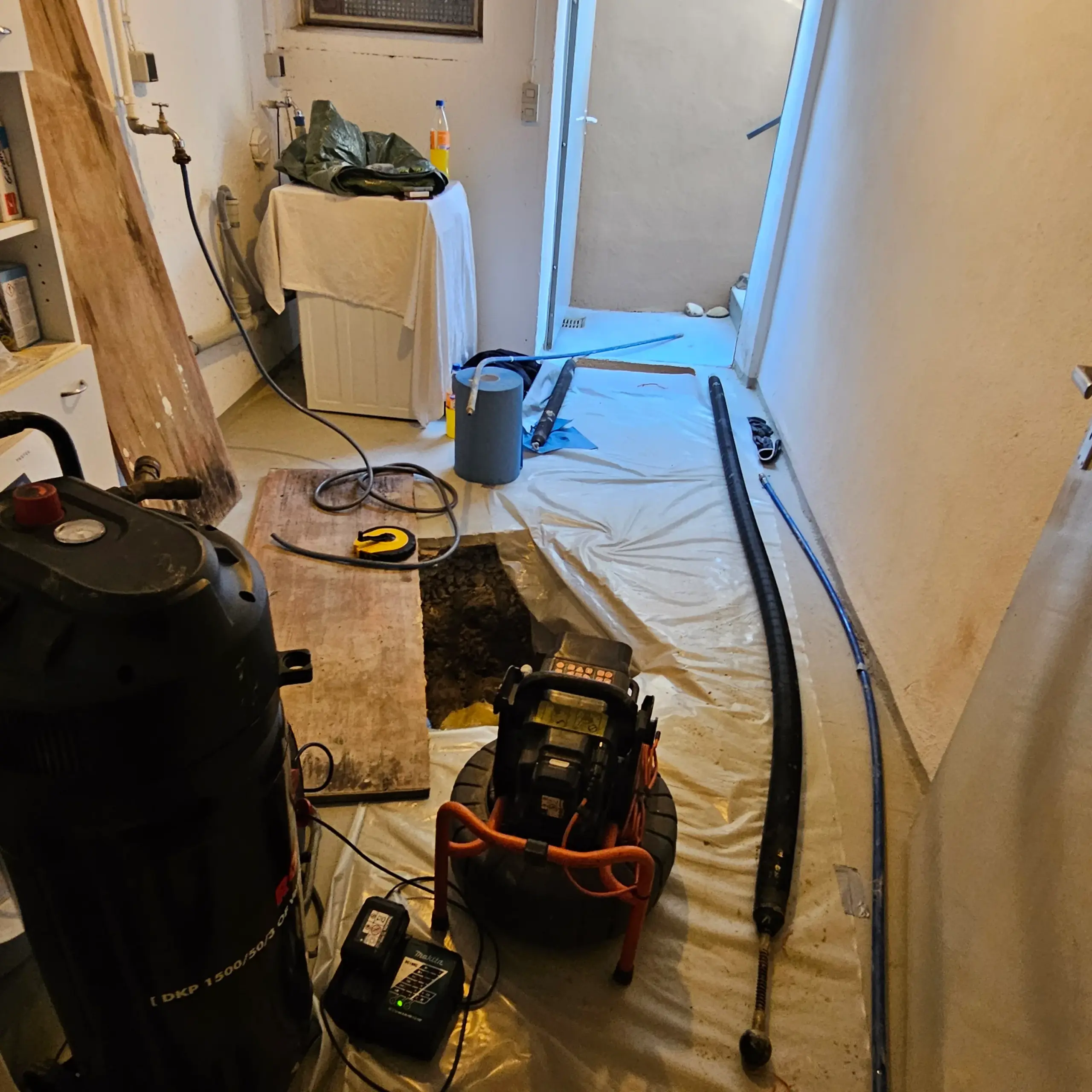 Rohrreinigung Auenwald – saubere Arbeitsweise mit Bodenschutz und eigener Fachtechnik